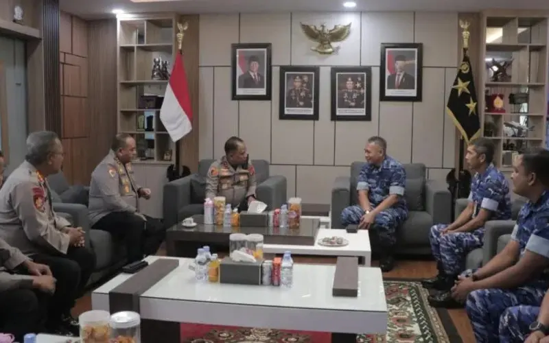 Kapolda Aceh menerima kunjungan Danlanud Sultan Iskandar Muda. (Foto:Dok/Polda Aceh)