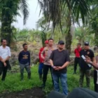 Tim Ditreskrimsus Polda Aceh memeriksa TKP karhutla PT Nafasindo Aceh Singkil. (Foto:Dok/Polda Aceh)