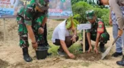 Tanam pohon samjit HUT TNI
