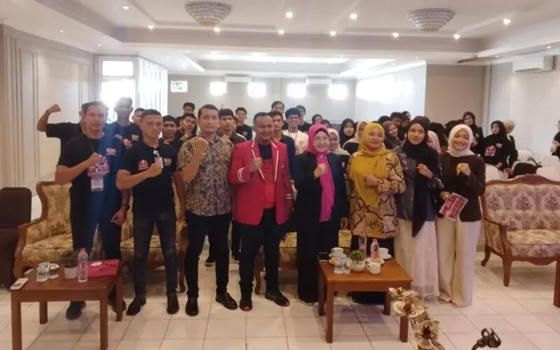Seminar dan diskusi publik Partai Aceh tentang ekonomi kreatif di Banda Aceh. (Foto:Dok/LamanNews)