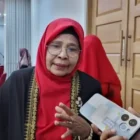 Dewan Pengurus Pusat (DPP) Partai Aceh Hj. Ummi Kalsum, S.Pd. (Foto:Dok/LamanNews)