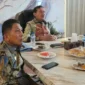 Rapat koordinasi Dek Fadh bersama bupati dan wali kota terdampak bencana. (Foto:Dok/Adpim)