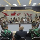 Rapat koordinasi TNI-Polri dan Pemerintah Aceh dalam pengamanan Muzakarah Internasional di Aula Machdum Sakti Polda Aceh. (Foto:Dok/Polda Aceh).